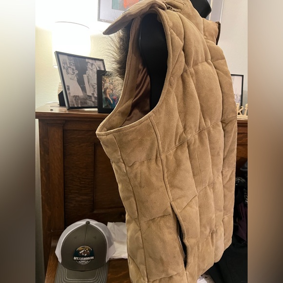 Eddie Bauer down vest - Picture 7 of 14